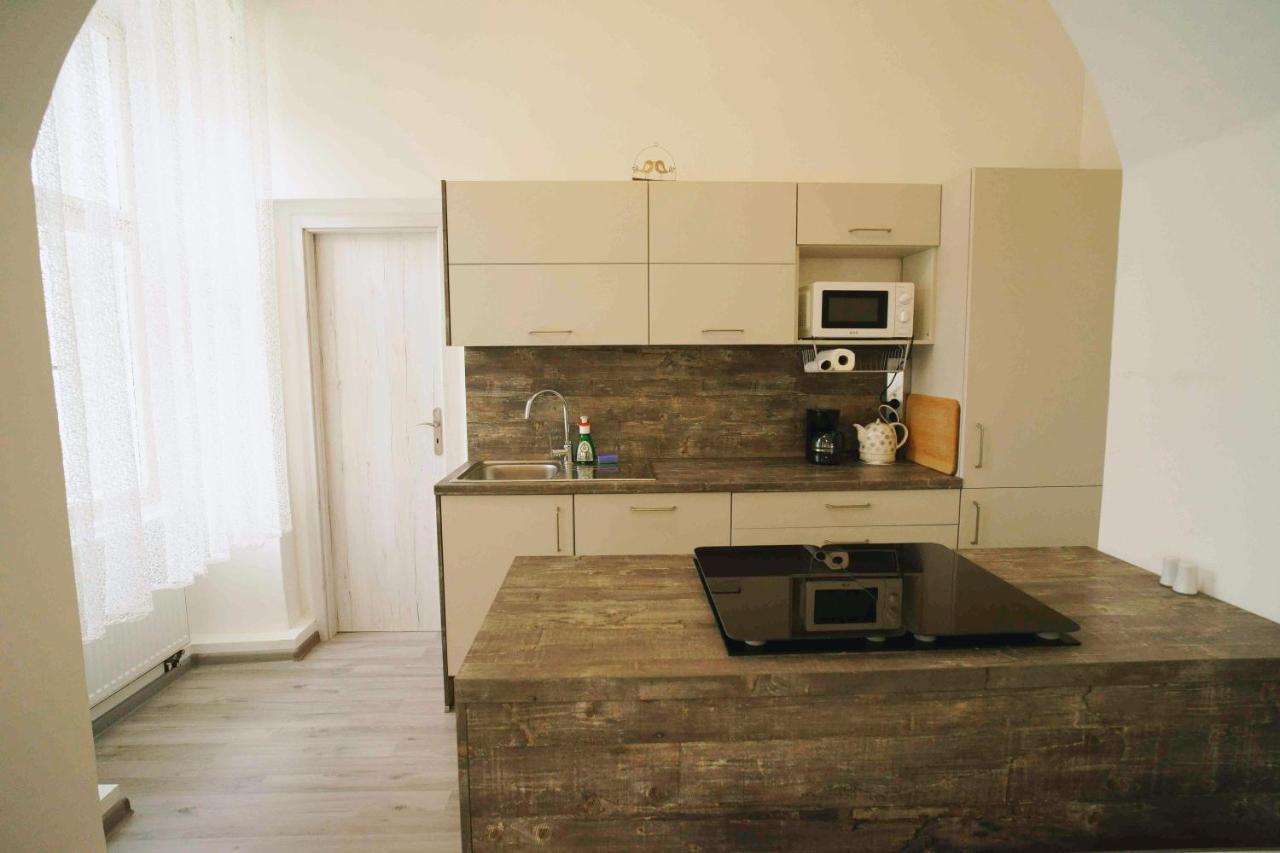 Apartmán U kostela Loket Exterior foto